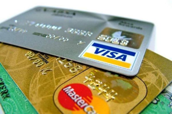 Có nên thanh toán tiền điện bằng thẻ Visa?